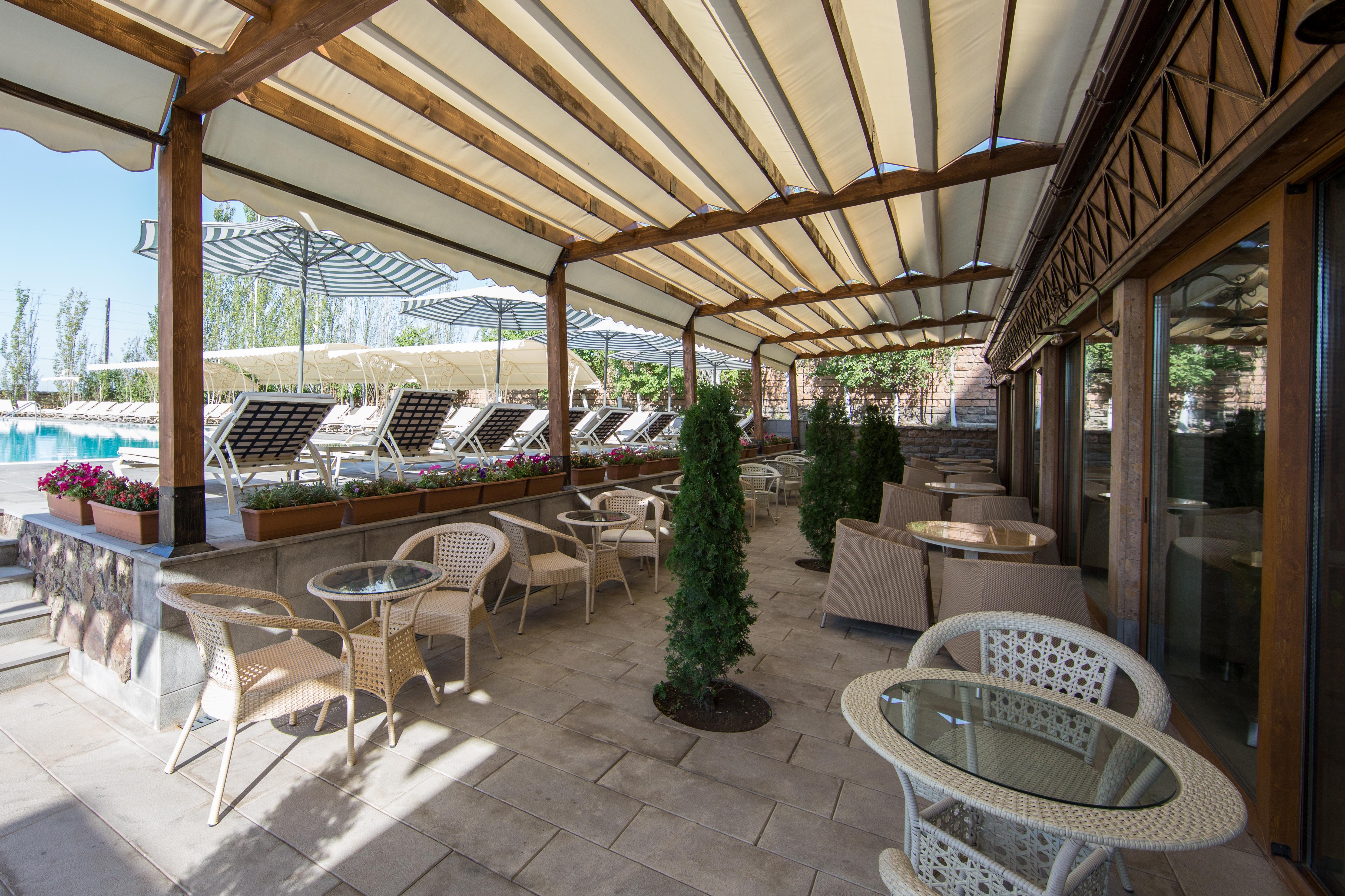 Caucasus Hotel Kasagh Luaran gambar 3D rendering of a patio