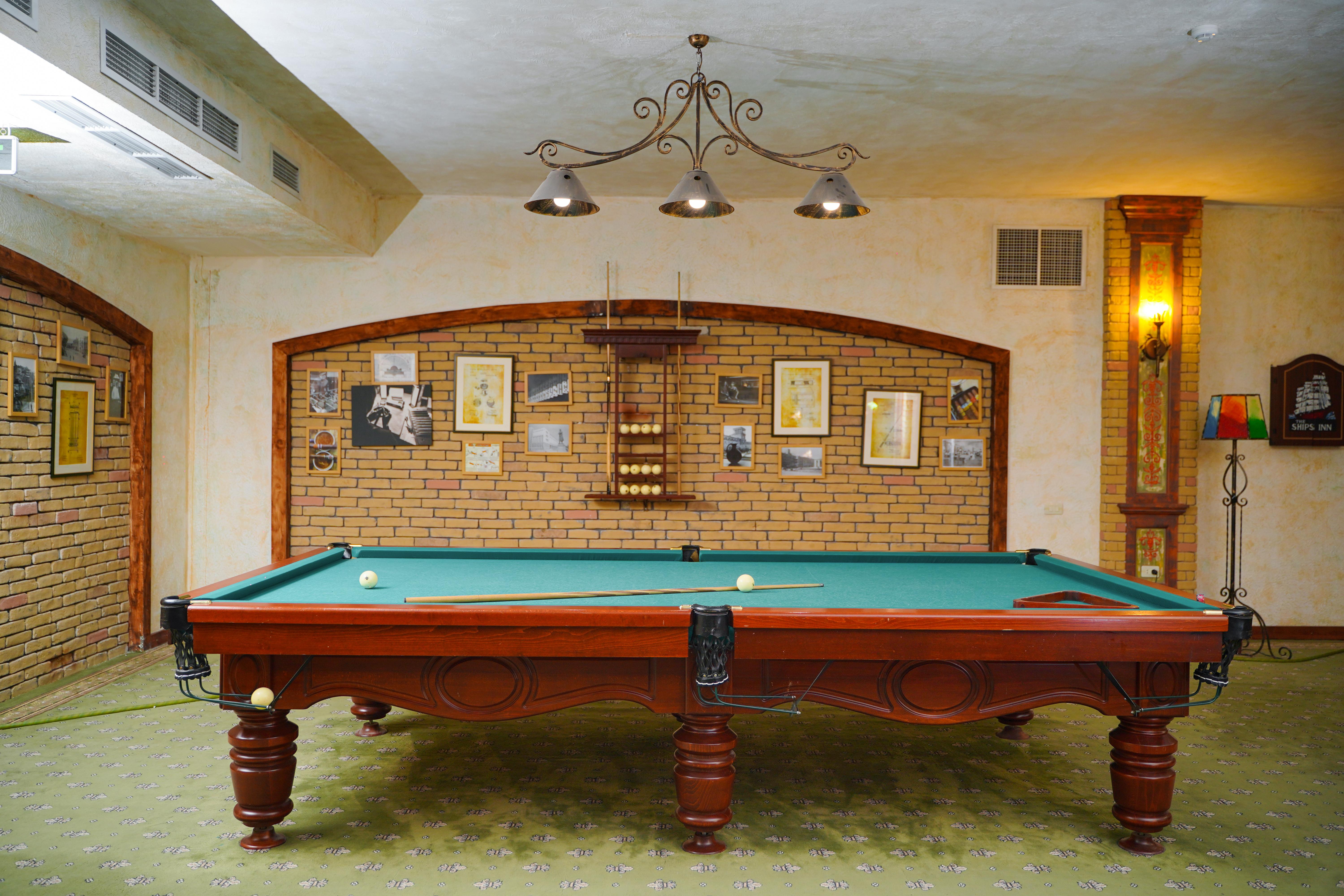 Caucasus Hotel Kasagh Luaran gambar A pool table